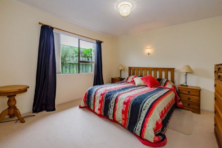 Photo of property in 118 Hillcrest Road, Raumati Beach, Paraparaumu, 5032