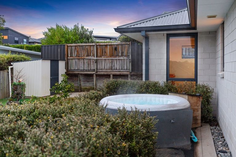 Photo of property in 51 Caldera Crescent, Pyes Pa, Tauranga, 3112