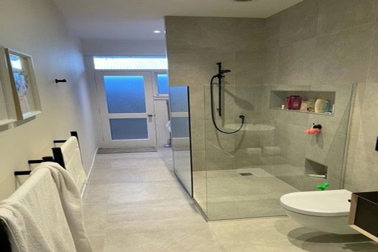 Photo of property in 1/49 Lake View Road, Takapuna, Auckland, 0622