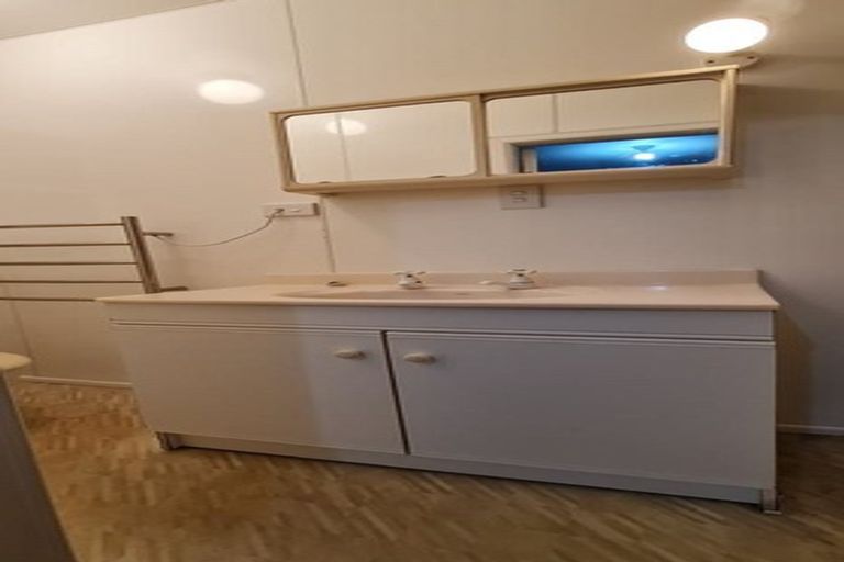 Photo of property in 63 Norton Park Avenue, Fairfield, Lower Hutt, 5011