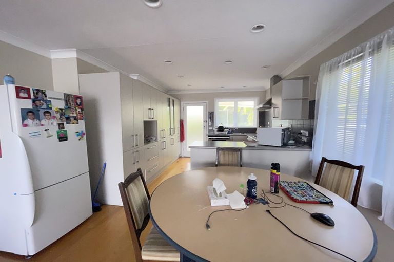 Photo of property in 1/26 Richards Avenue, Forrest Hill, Auckland, 0620