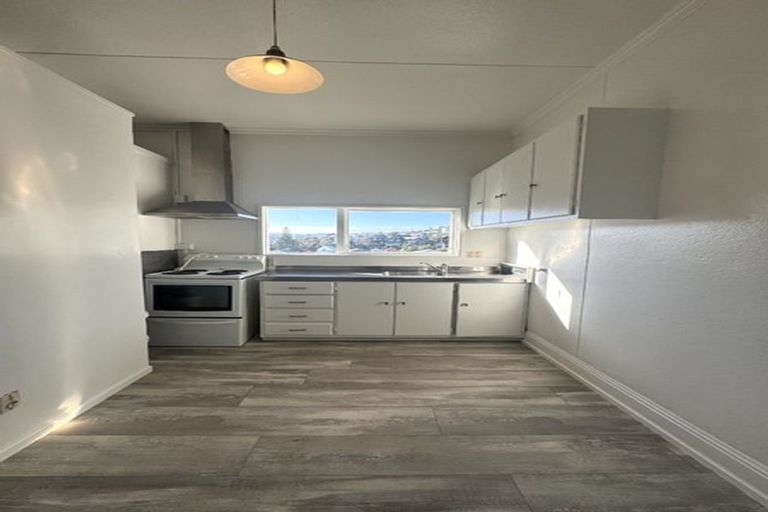 Photo of property in 63a Pirie Street, Mount Victoria, Wellington, 6011