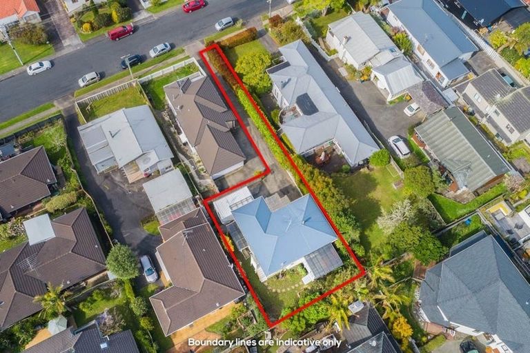 Photo of property in 20a Corunna Road, Milford, Auckland, 0620