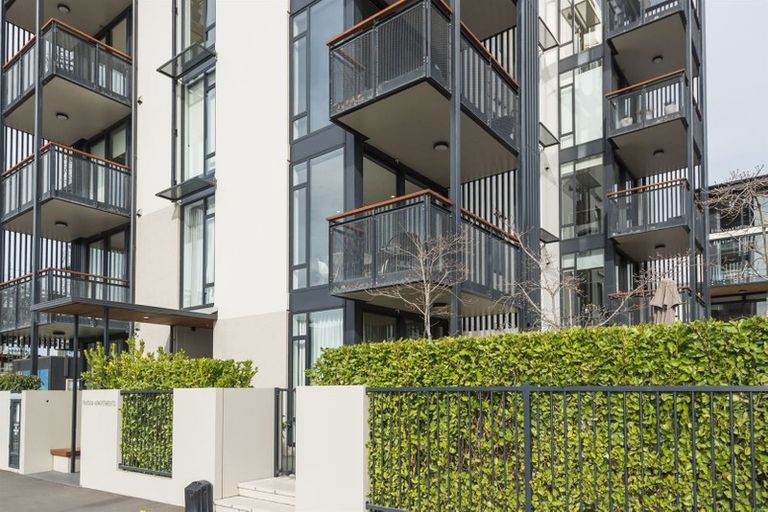 Photo of property in 1/50 Kilmore Street, Christchurch Central, Christchurch, 8013