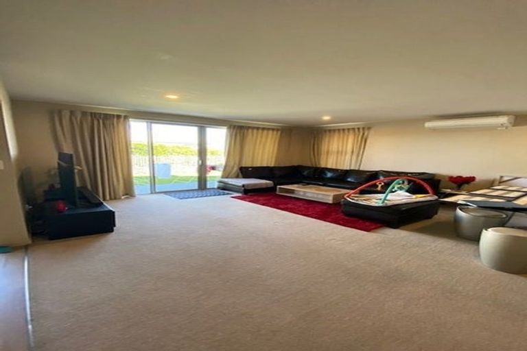 Photo of property in 13 Cassino Street, Rangiora, 7400