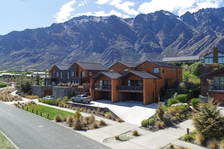 Photo of property in 29b Rannoch Drive, Jacks Point, Queenstown, 9371
