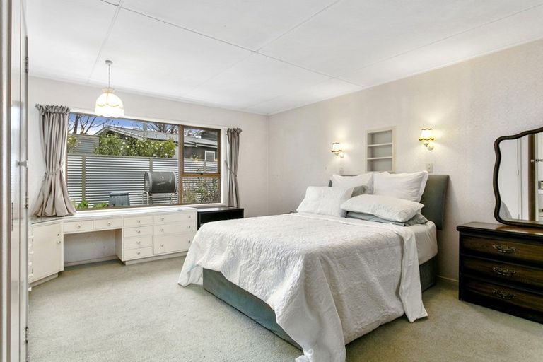 Photo of property in 2/14 Korimako Road, Waipahihi, Taupo, 3330