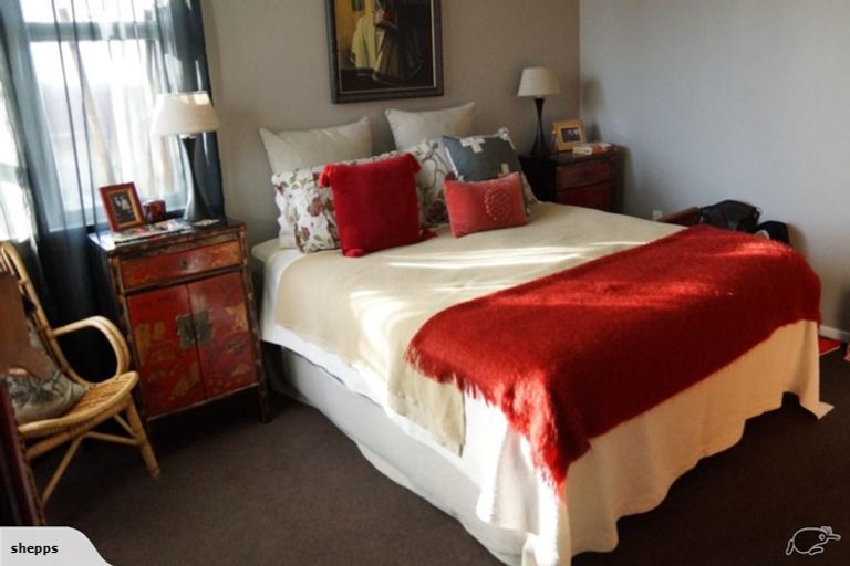 Photo of property in 223 Powderham Street, New Plymouth, 4310