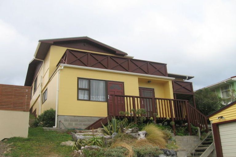 Photo of property in 117 Buckley Road, Southgate, Wellington, 6023