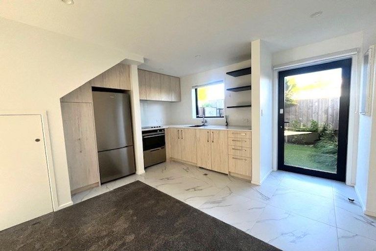 Photo of property in 2/7 Macky Street, Taita, Lower Hutt, 5011