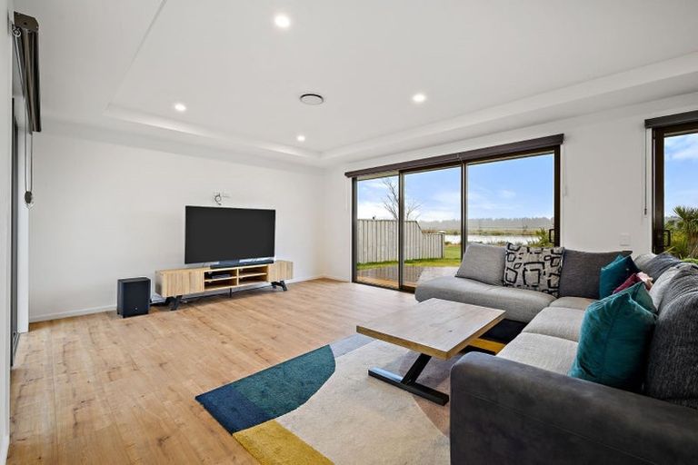 Photo of property in 12 Marangai Drive, Pegasus, 7612