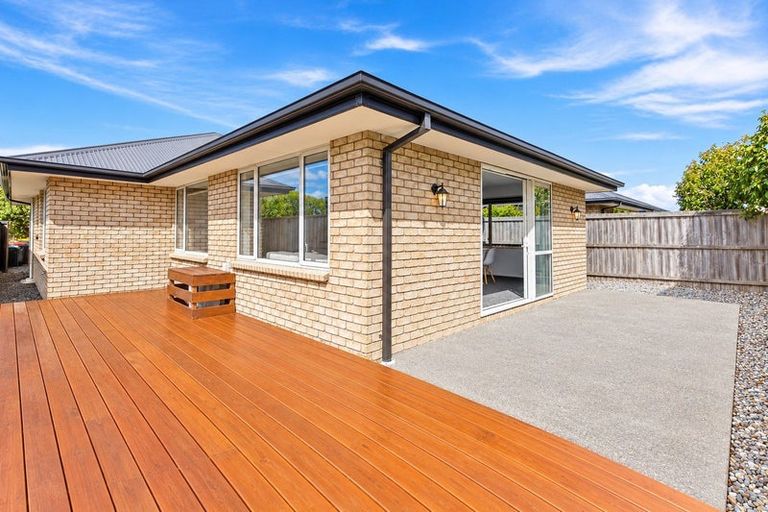 Photo of property in 4 Annies Lane, Aidanfield, Christchurch, 8025