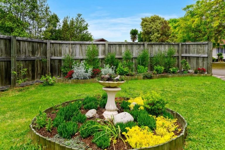 Photo of property in 17 Bronte Place, Owhata, Rotorua, 3010