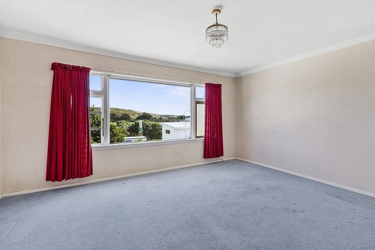 Photo of property in 88a Mana Esplanade, Paremata, Porirua, 5026