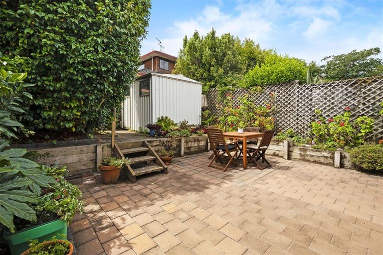 Photo of property in 54 Westview Court, Somerville, Auckland, 2014