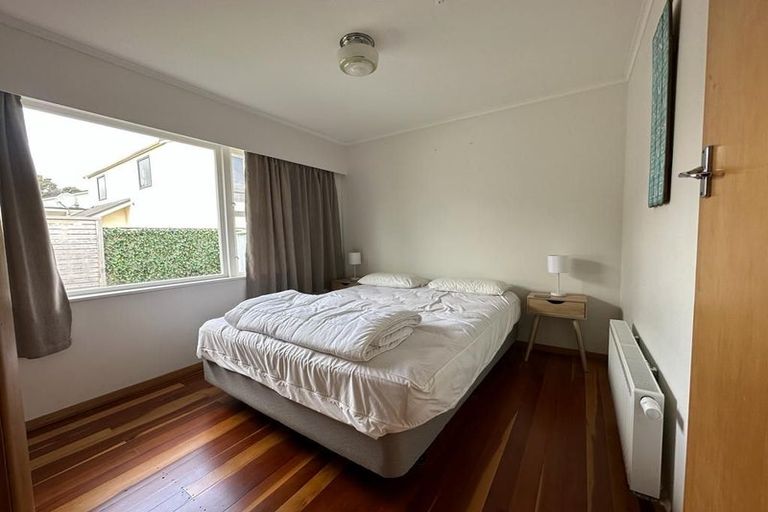 Photo of property in 28 Rotherham Terrace, Miramar, Wellington, 6022