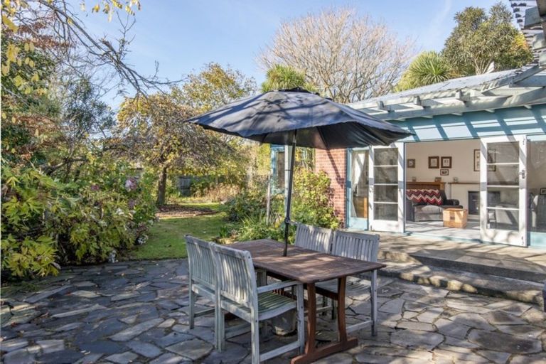 Photo of property in 61 Harris Crescent, Papanui, Christchurch, 8053