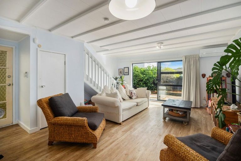 Photo of property in 3/7 Koromiko Street, New Lynn, Auckland, 0600