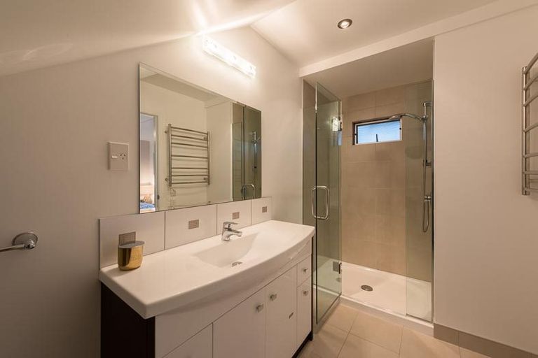 Photo of property in 3 Oneroa Road, Russell, 0202