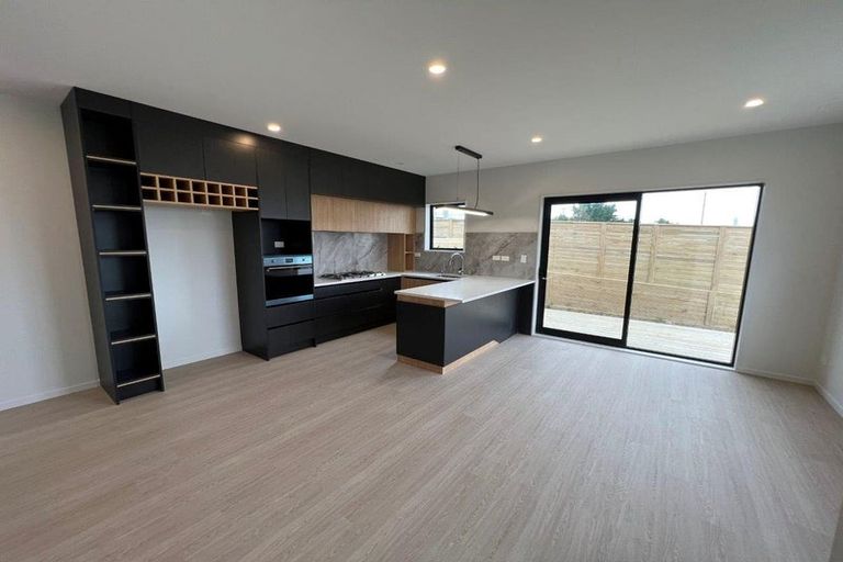 Photo of property in 1a Matakohe Road, Westgate, Auckland, 0814