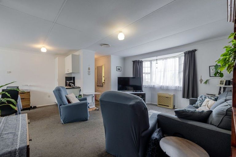 Photo of property in 36 Criterion Street, Bulls, 4818