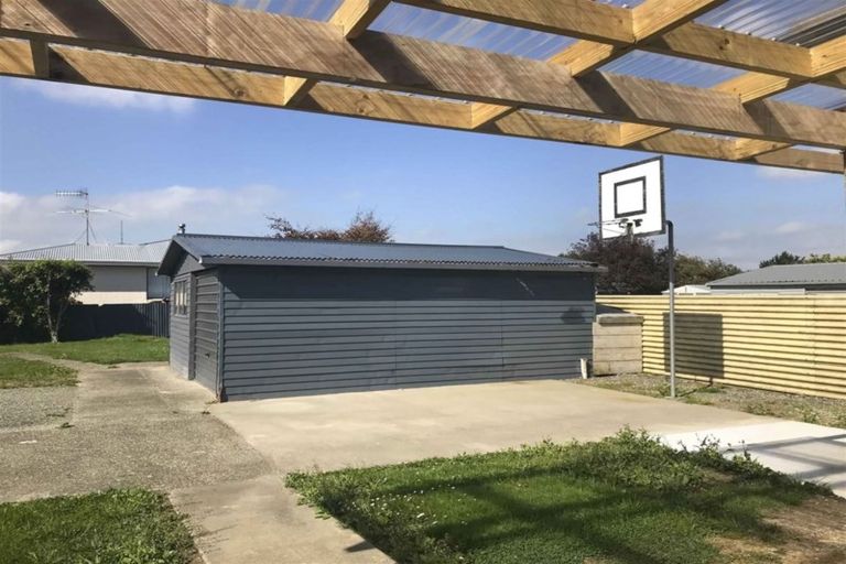 Photo of property in 48 Brown Street, Strathern, Invercargill, 9812
