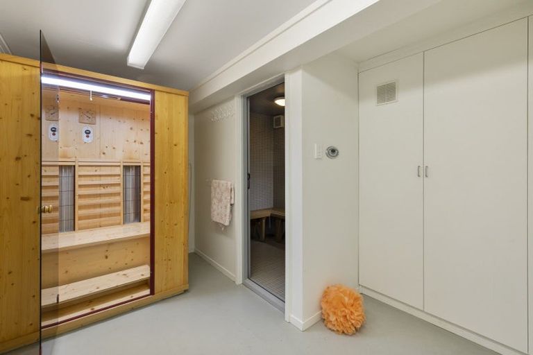 Photo of property in 8a Doon Street, Vauxhall, Dunedin, 9013