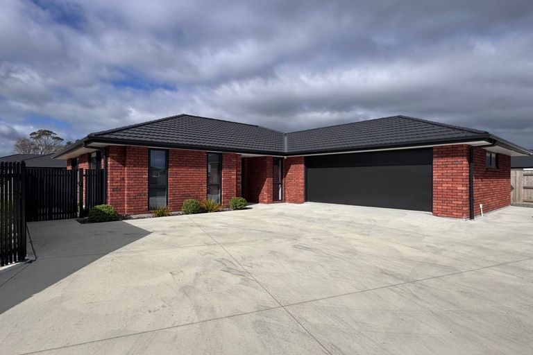 Photo of property in 16b Turoa Street, Maewa, Feilding, 4702