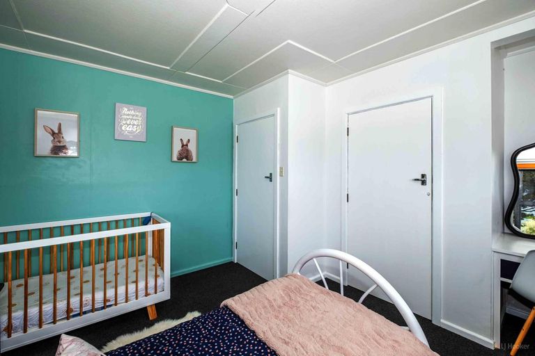 Photo of property in 22 Hughes Street, Waimate, 7924