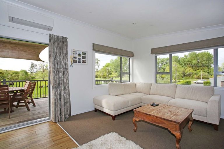 Photo of property in 332a Karaka Road, Karaka, Drury, 2578