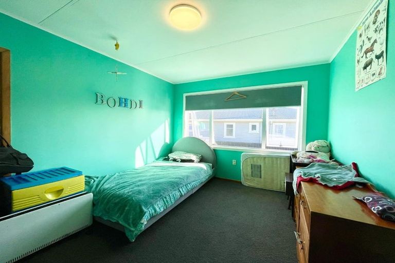 Photo of property in 7 Watene Crescent, Waitara, 4320