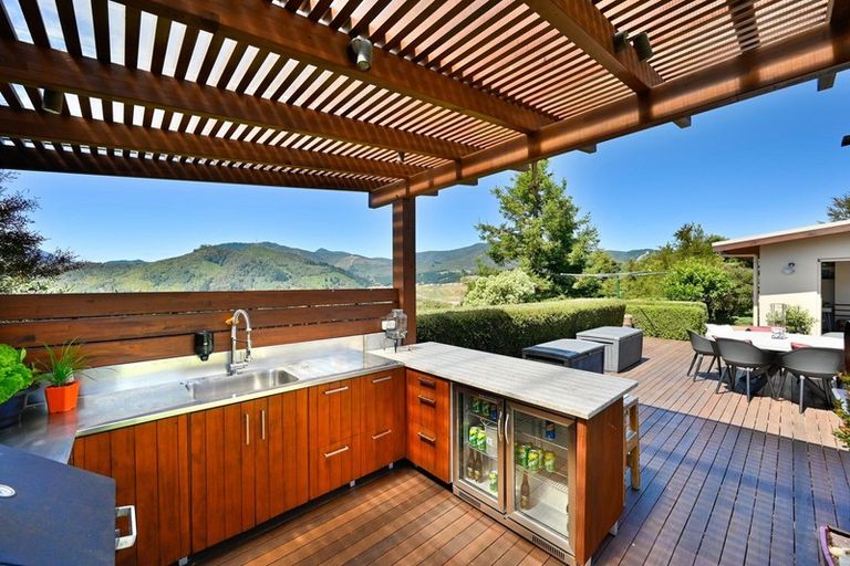 Photo of property in 331 Princes Drive, Britannia Heights, Nelson, 7010