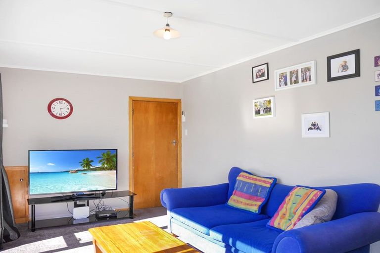 Photo of property in 6 Hopkins Road, Twizel, 7901