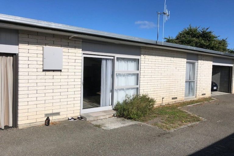 Photo of property in 505 Featherston Street, Roslyn, Palmerston North, 4414