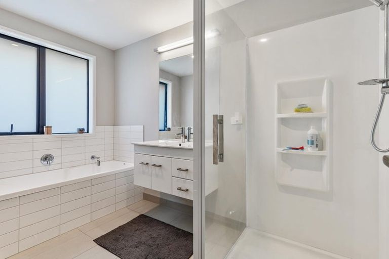 Photo of property in 2 Jessie Rise, Riverhead, 0820