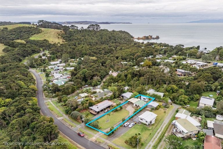 Photo of property in 97 Bays Road, Orere Point, Papakura, 2585