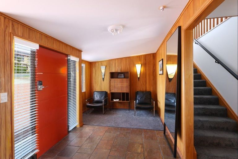 Photo of property in 320 Princes Drive, Britannia Heights, Nelson, 7010