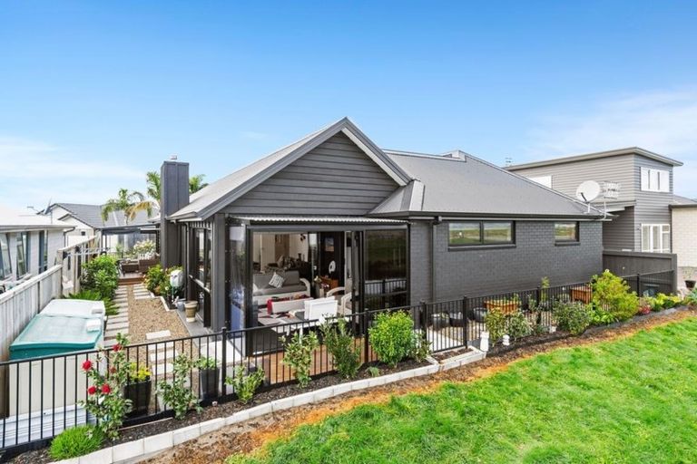 Photo of property in 6 Celmisia Retreat, Papamoa Beach, Papamoa, 3118