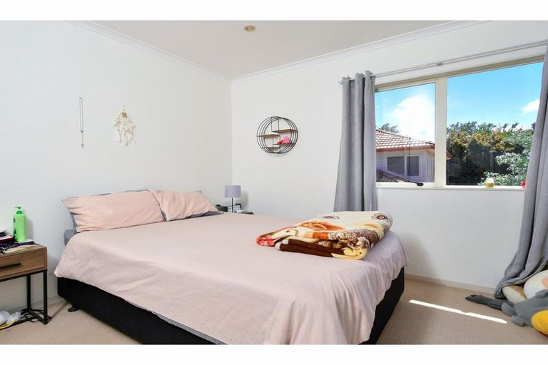 Photo of property in 27a Swanson Road, Henderson, Auckland, 0610