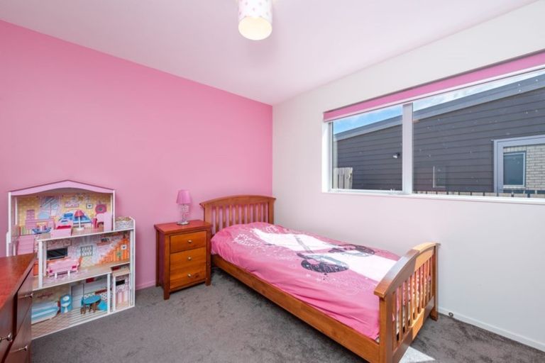 Photo of property in 35 Lacebark Lane, Woodridge, Wellington, 6037