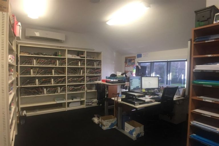 Photo of property in 4 Whitmore Street, Edgeware, Christchurch, 8013