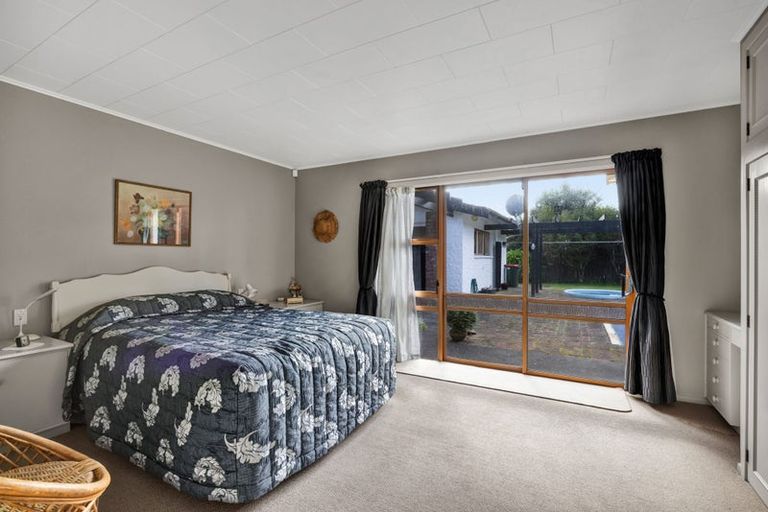 Photo of property in 116 Weraroa Road, Waverley, 4510