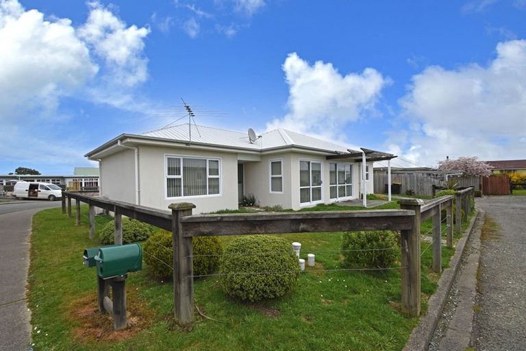 Photo of property in 82 Lothian Crescent, Strathern, Invercargill, 9812