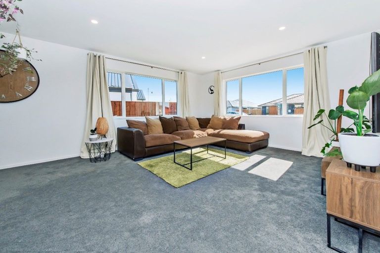 Photo of property in 14 Miskell Street, Pegasus, 7612