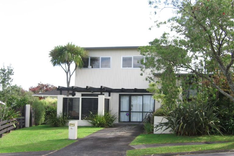 Photo of property in 2/6 Stansfield Place, Sunnyhills, Auckland, 2010