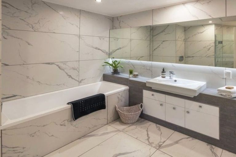 Photo of property in Kate Sheppard Apartments, 6i/42 Molesworth Street, Thorndon, Wellington, 6011