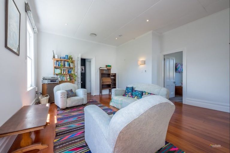 Photo of property in 17 Nikau Grove, Woburn, Lower Hutt, 5010