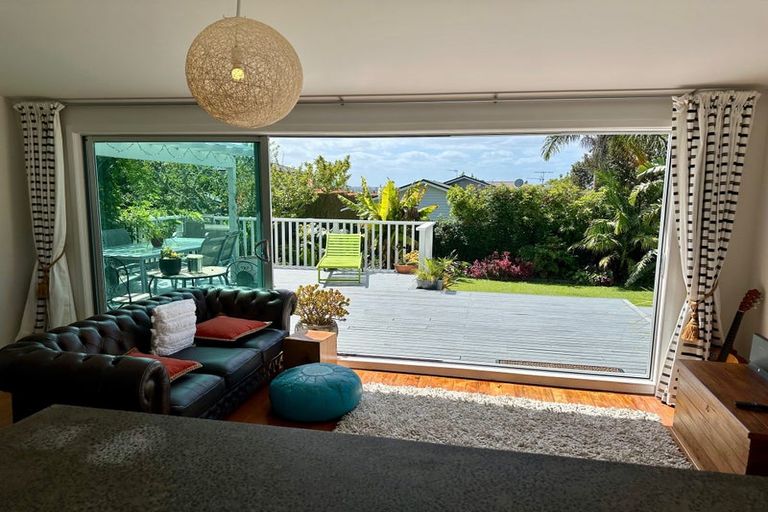 Photo of property in 2/28 Bayswater Avenue, Bayswater, Auckland, 0622