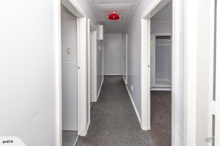 Photo of property in 180 Puriri Street, Castlecliff, Whanganui, 4501