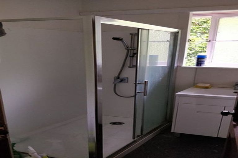 Photo of property in 2/3170 Great North Road, New Lynn, Auckland, 0600